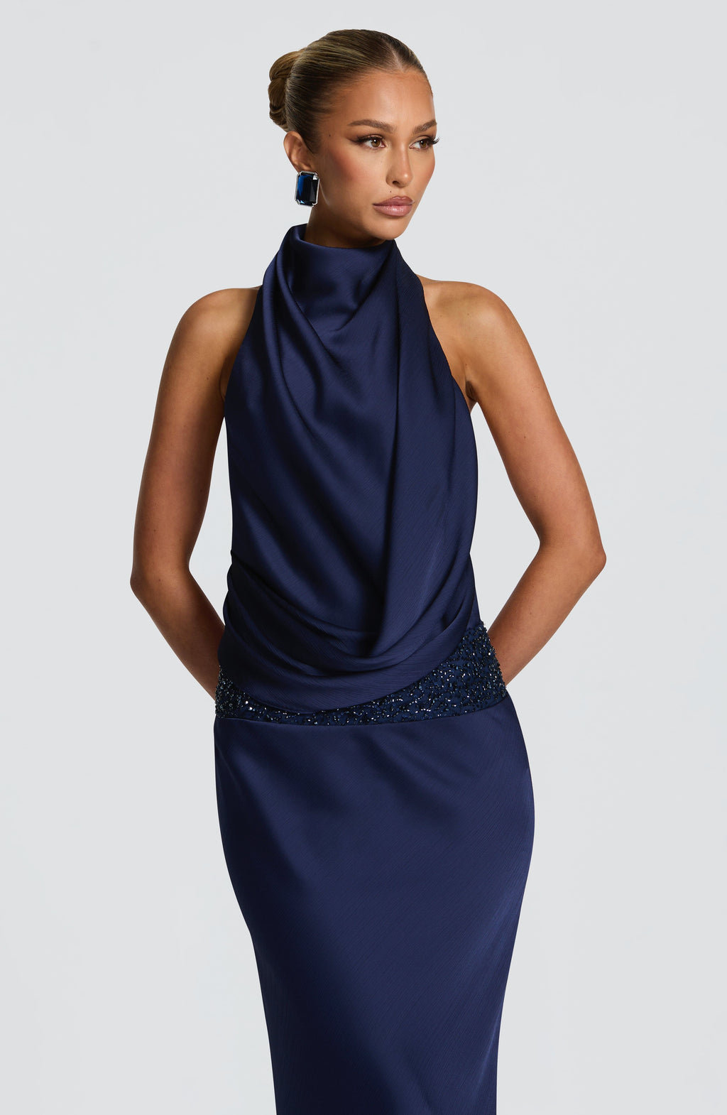 Sukienka maxi Armelle – granatowa