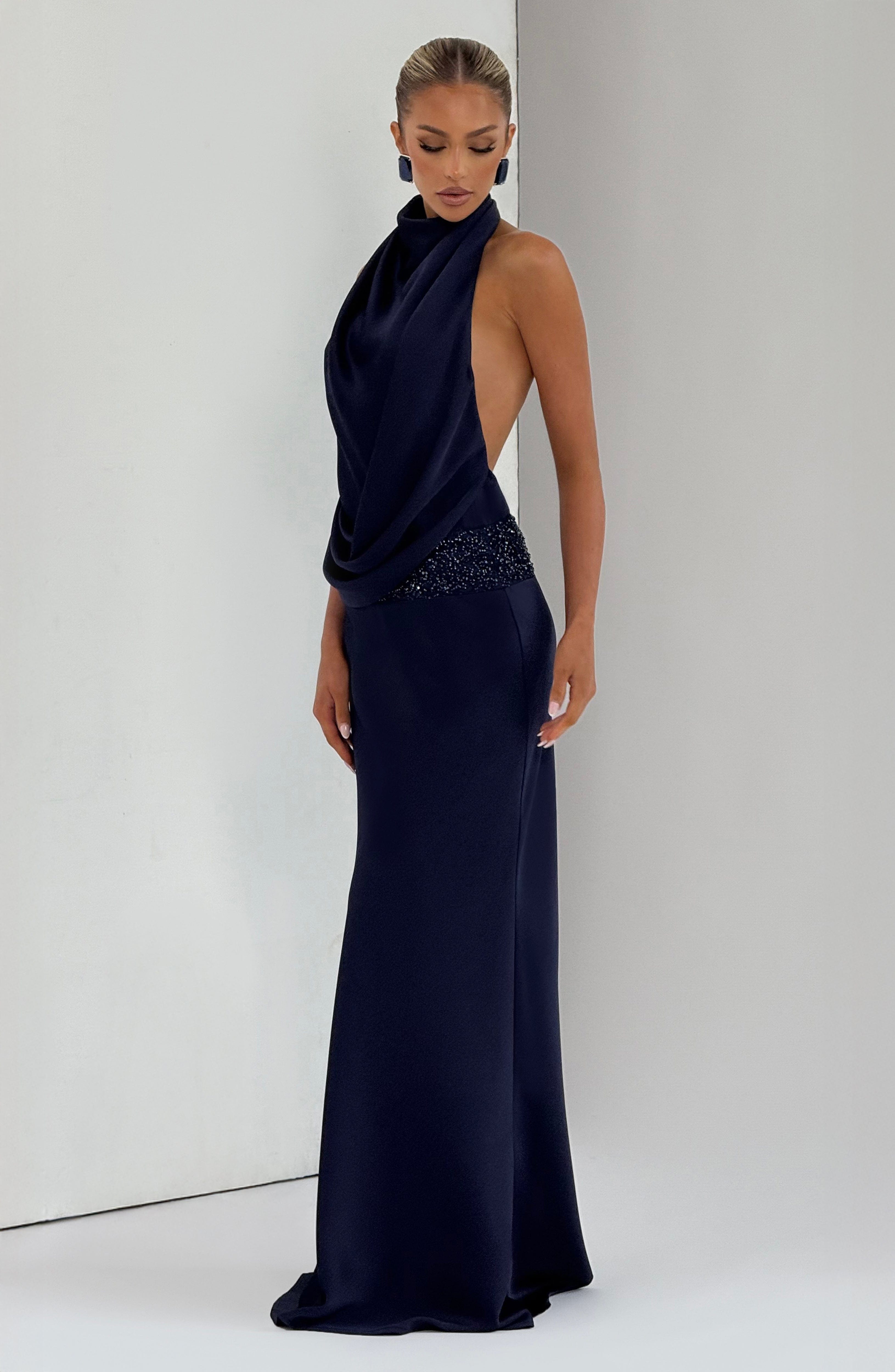 Sukienka maxi Armelle – granatowa