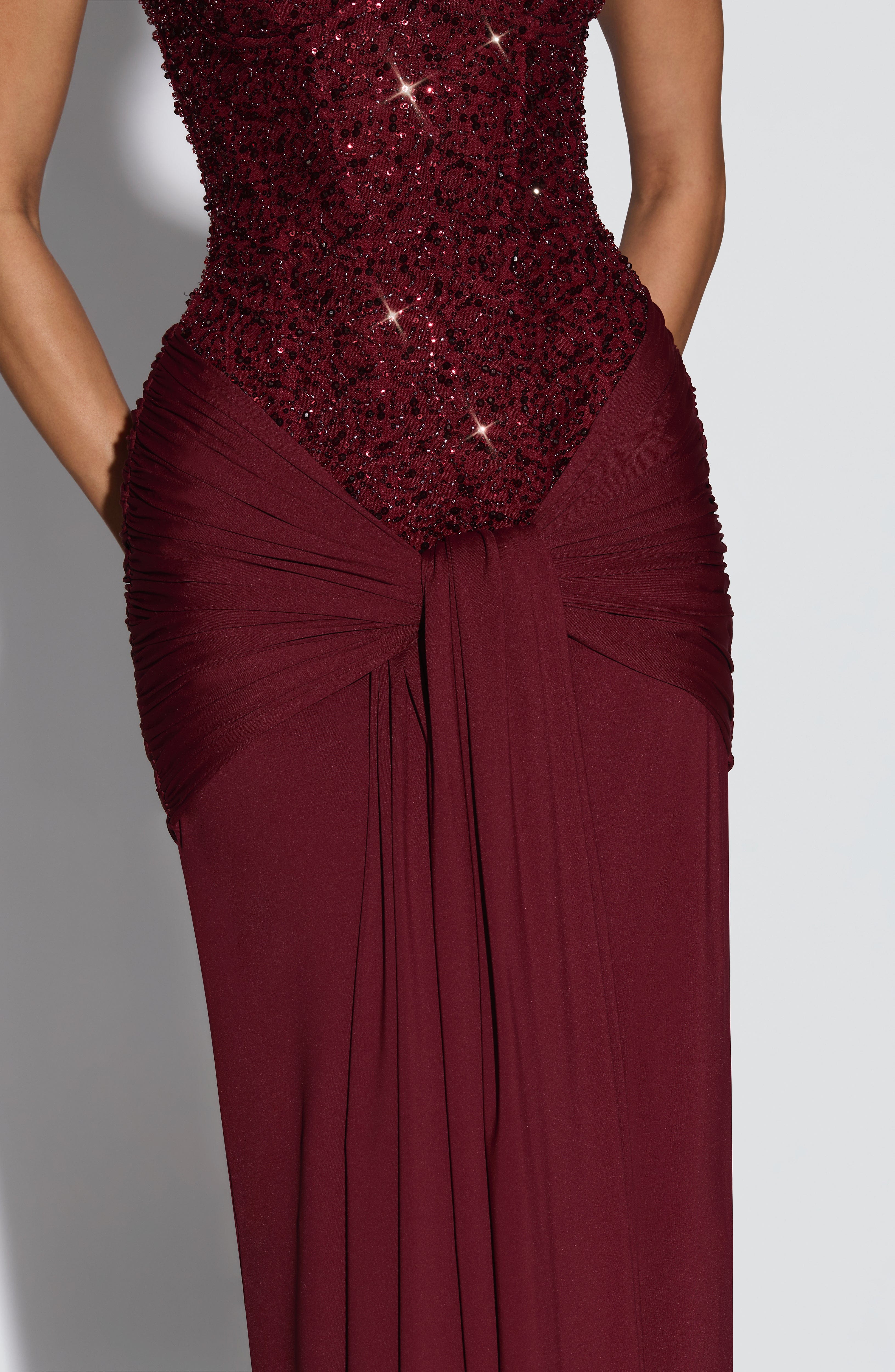 Sukienka maxi Carina – burgundowa