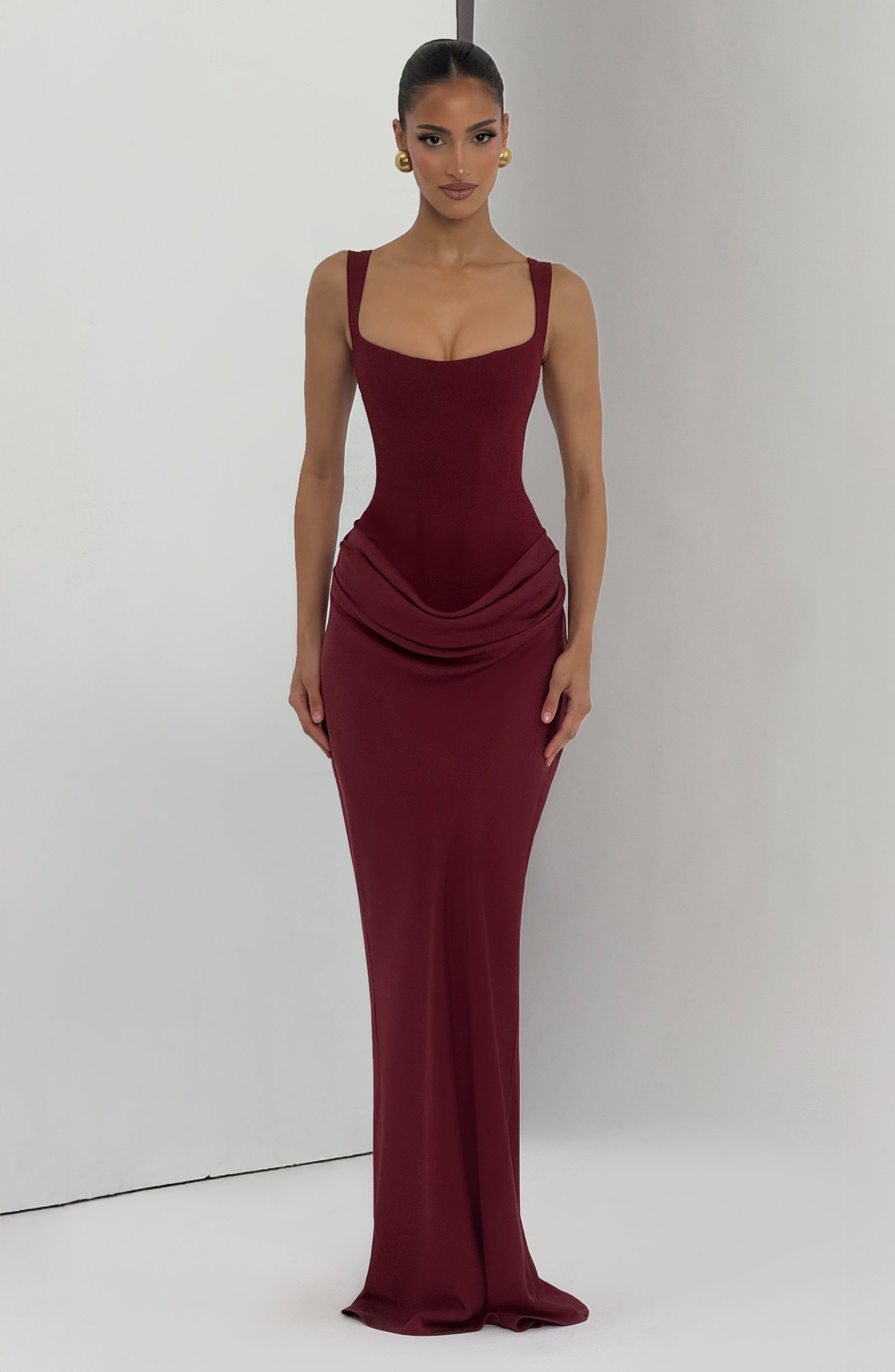 Sukienka maxi Cornelia – burgundowa