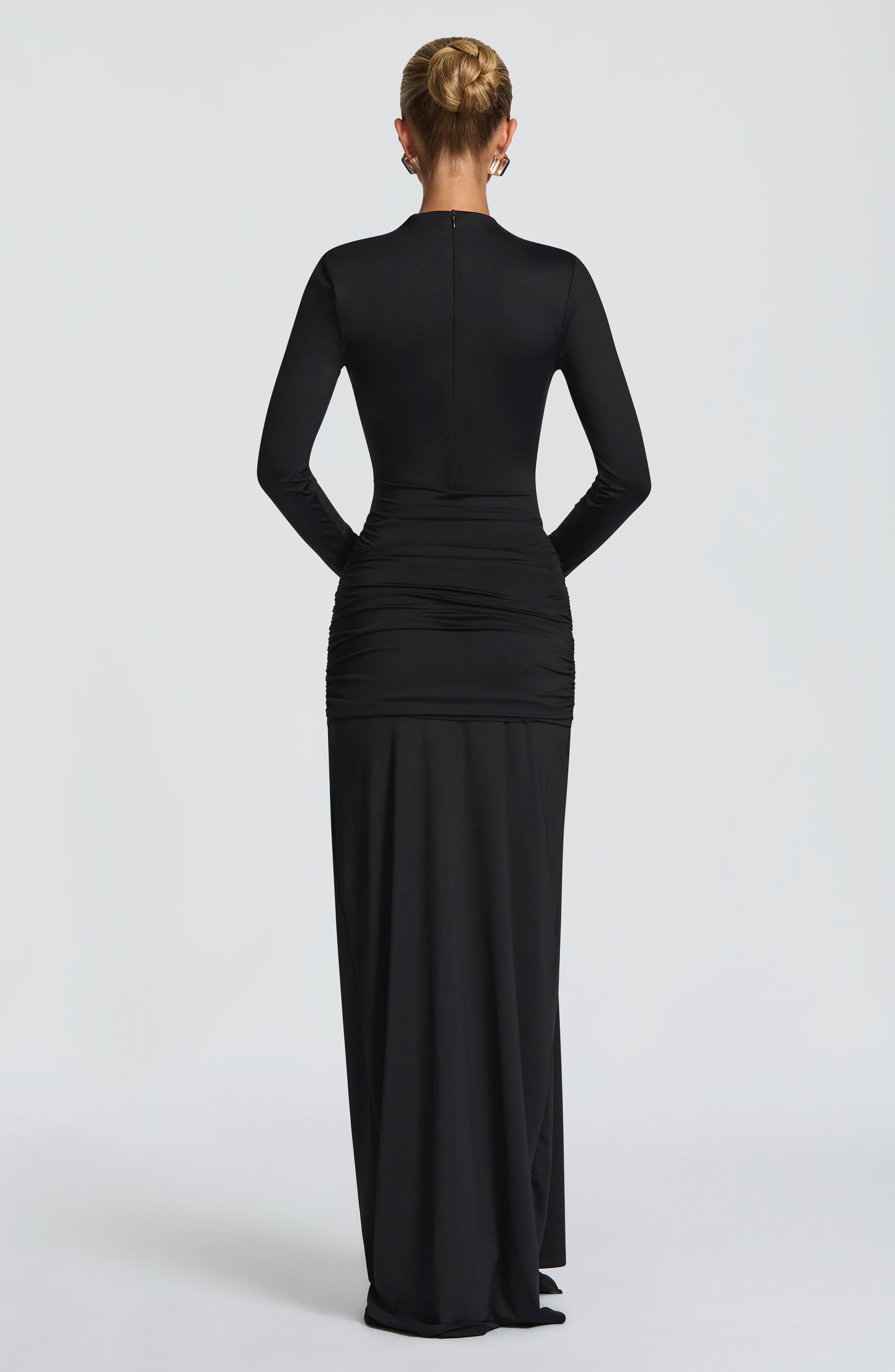 Sukienka maxi Tahnee – czarna