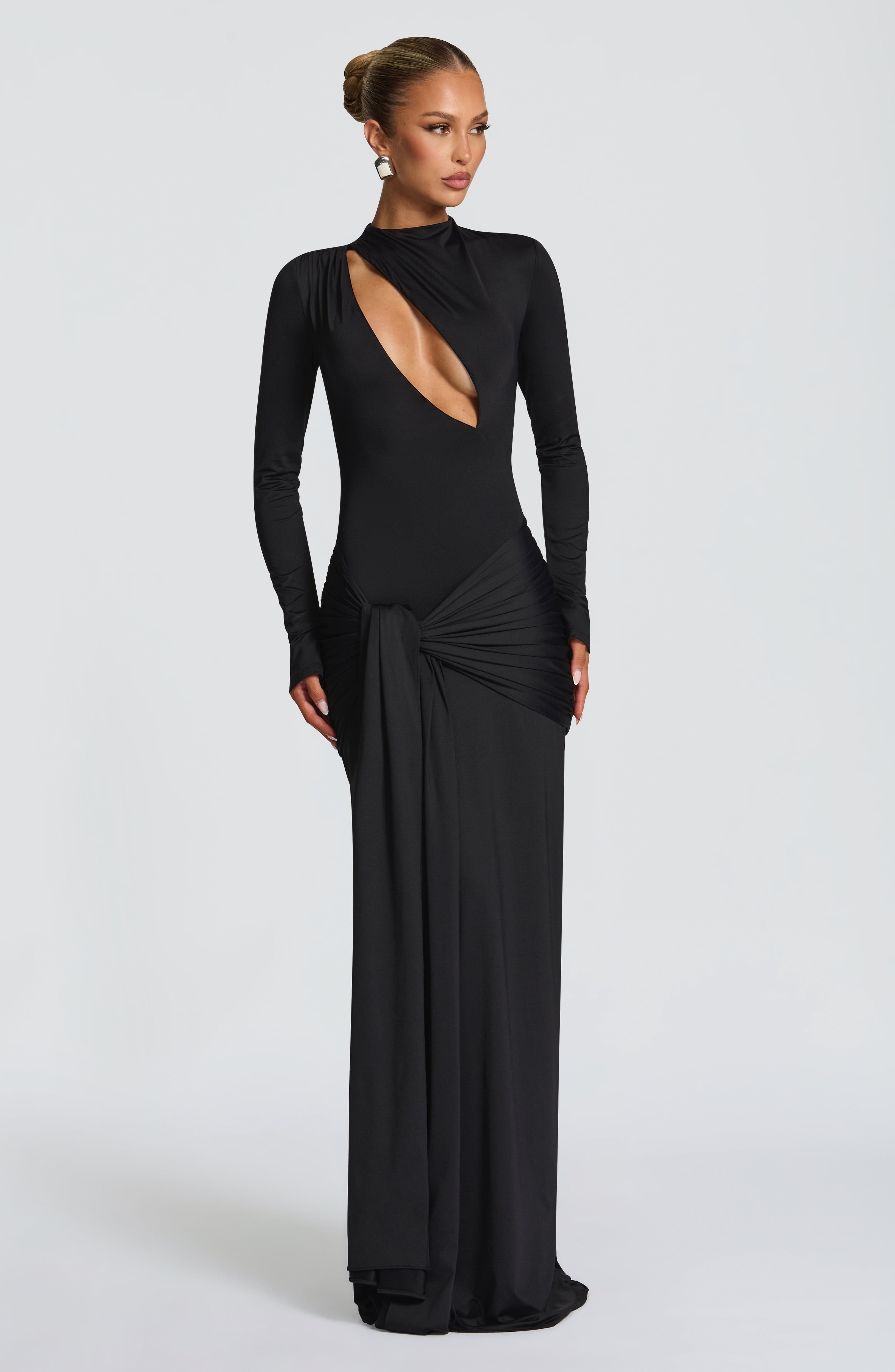 Sukienka maxi Tahnee – czarna