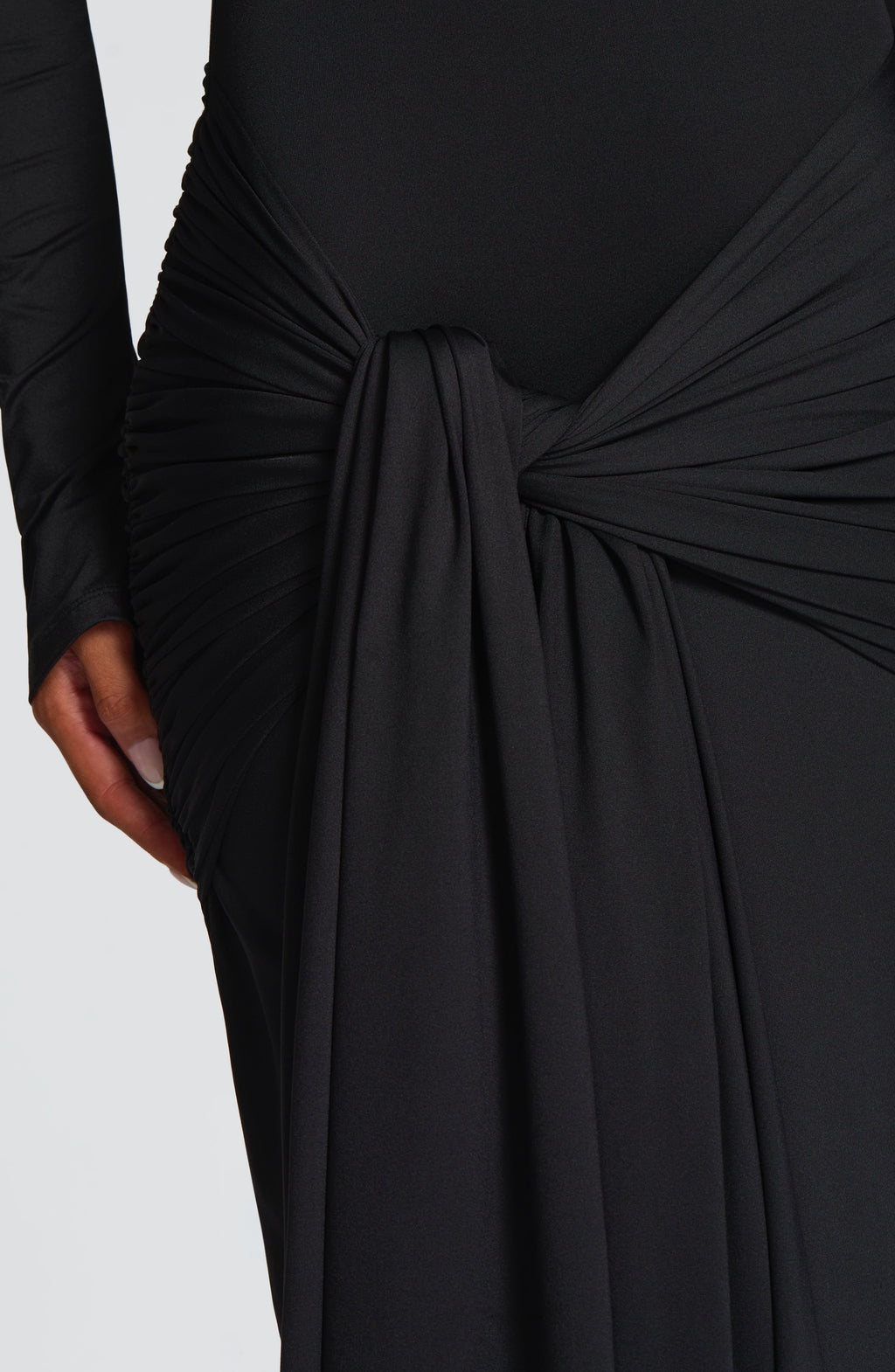 Sukienka maxi Tahnee – czarna